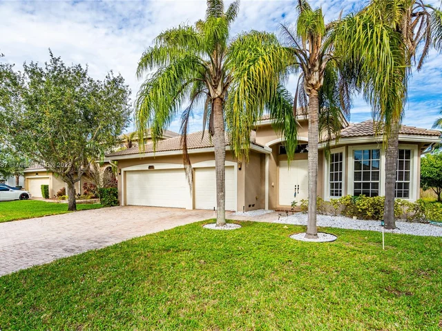 14909 SW 54th St, Miramar FL 33027