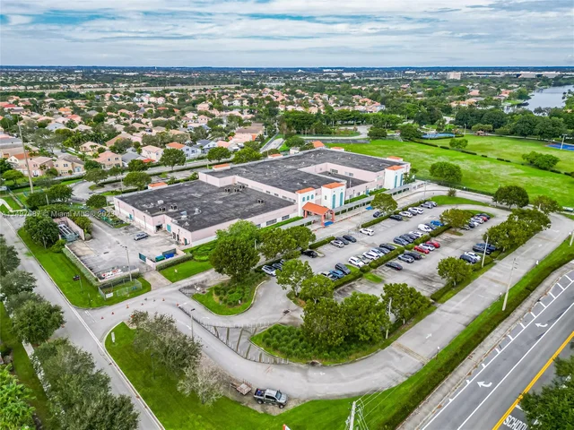 14909 SW 54th St, Miramar FL 33027