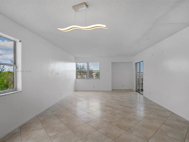 3301 Spanish Moss Ter # 503, Lauderhill FL 33319