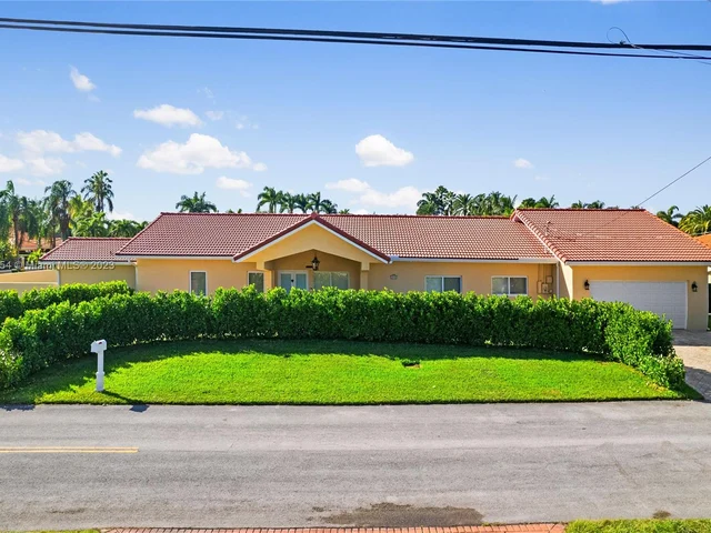 2740 SW 110th Ave, Miami FL 33165