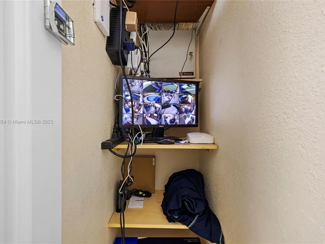 2740 SW 110th Ave, Miami FL 33165