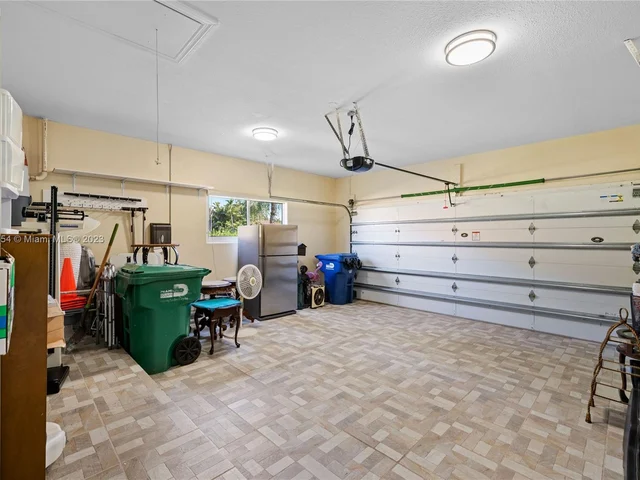 2740 SW 110th Ave, Miami FL 33165