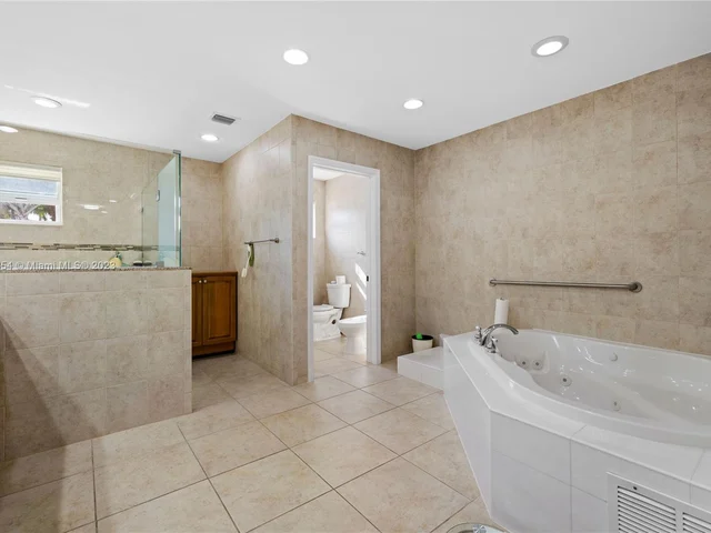 2740 SW 110th Ave, Miami FL 33165