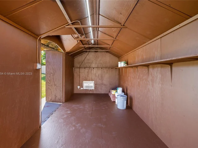 2740 SW 110th Ave, Miami FL 33165