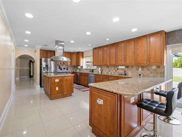 2740 SW 110th Ave, Miami FL 33165