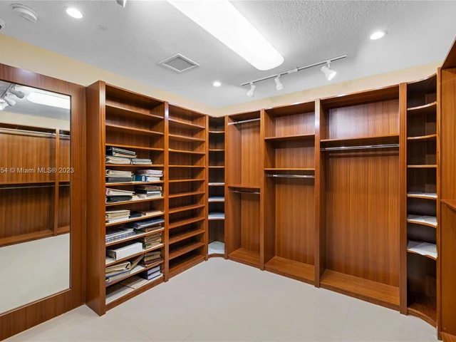 2740 SW 110th Ave, Miami FL 33165