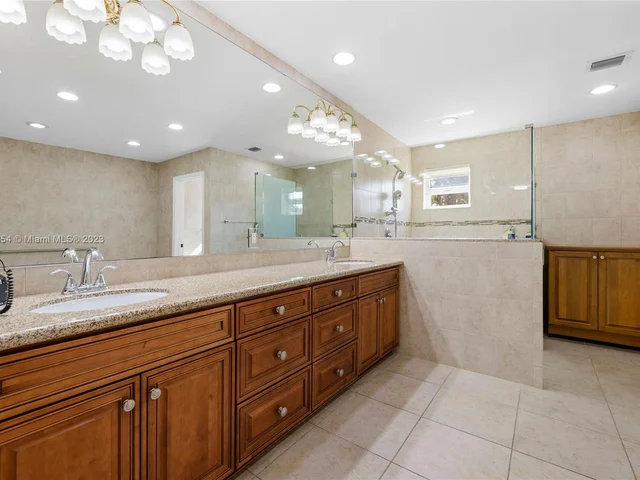 2740 SW 110th Ave, Miami FL 33165