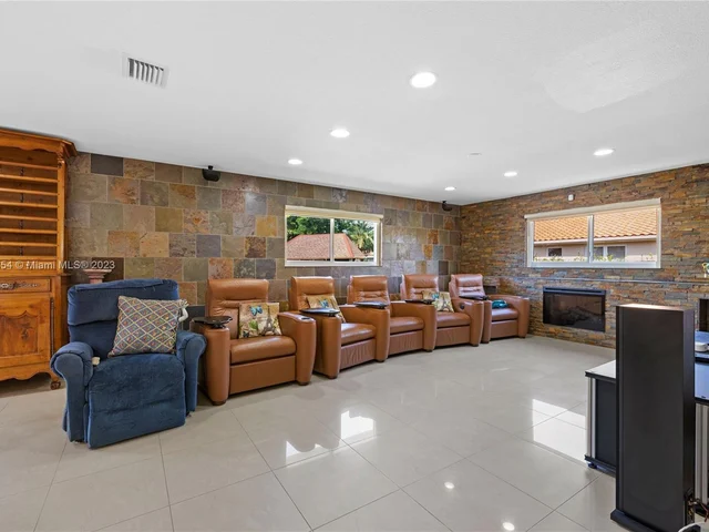 2740 SW 110th Ave, Miami FL 33165