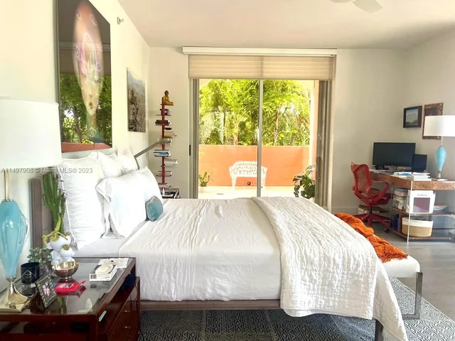 721 Crandon Blvd # 208, Key Biscayne FL 33149