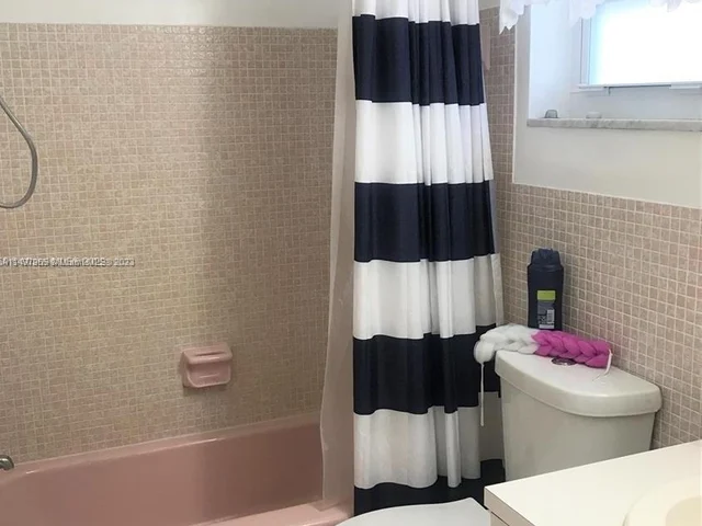 1747 Rodman St # 308, Hollywood FL 33020