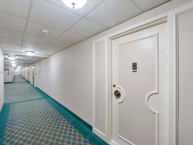 1985 S Ocean Dr # 19A, Hallandale Beach FL 33009