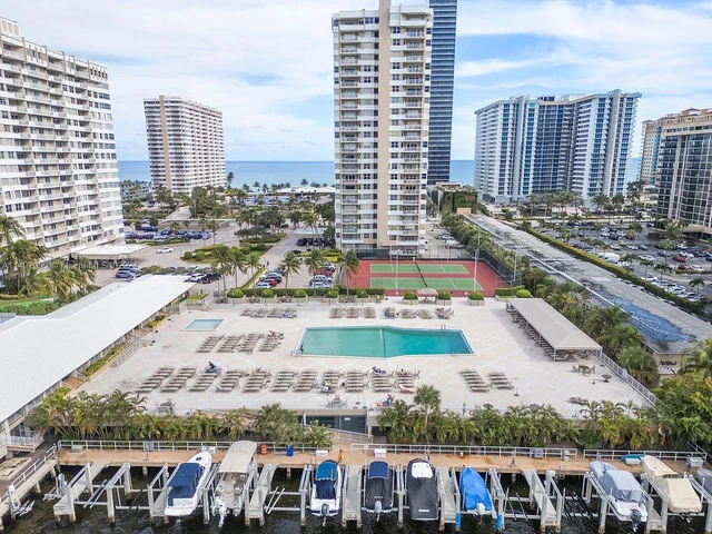1985 S Ocean Dr # 19A, Hallandale Beach FL 33009