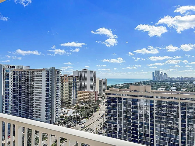 1985 S Ocean Dr # 19A, Hallandale Beach FL 33009