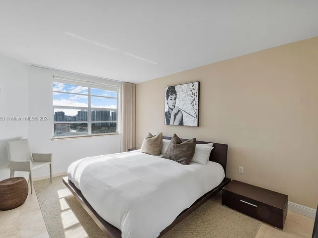 1985 S Ocean Dr # 19A, Hallandale Beach FL 33009