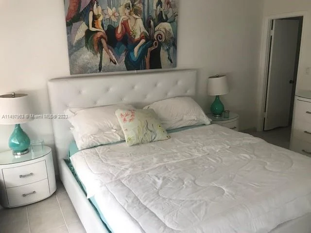 1817 S Ocean Dr # 322, Hallandale Beach FL 33009