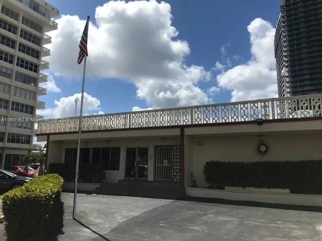 1817 S Ocean Dr # 322, Hallandale Beach FL 33009