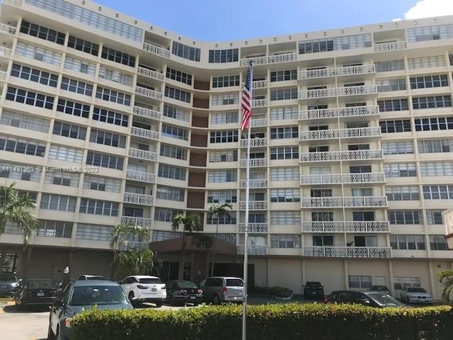 1817 S Ocean Dr # 322, Hallandale Beach FL 33009