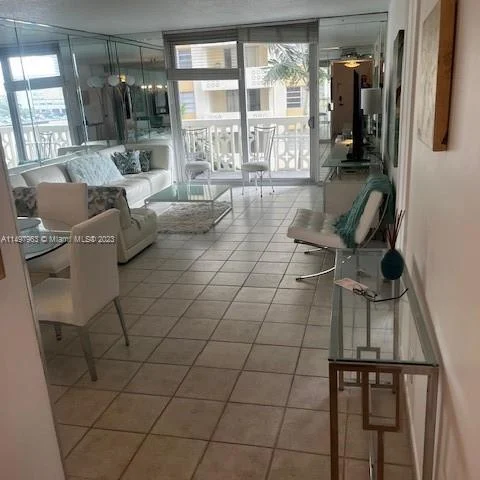 1817 S Ocean Dr # 322, Hallandale Beach FL 33009