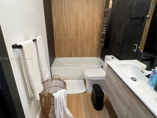 220 NW 134th ST, North Miami FL 33168