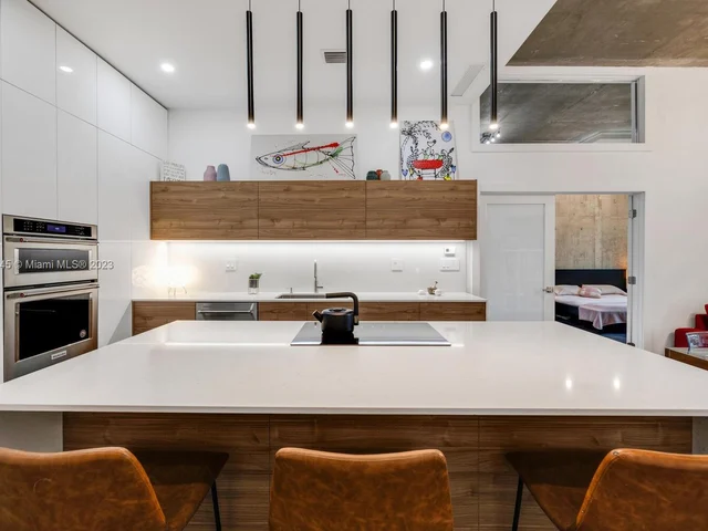 11111 Biscayne Blv # 1F, Miami FL 33181