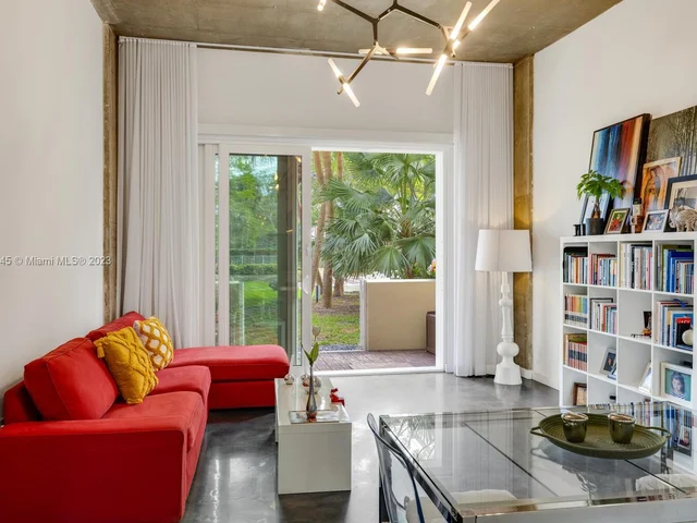 11111 Biscayne Blv # 1F, Miami FL 33181