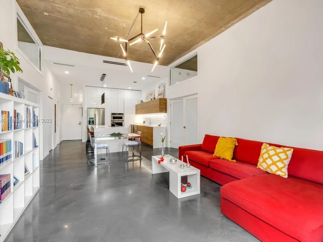 11111 Biscayne Blv # 1F, Miami FL 33181