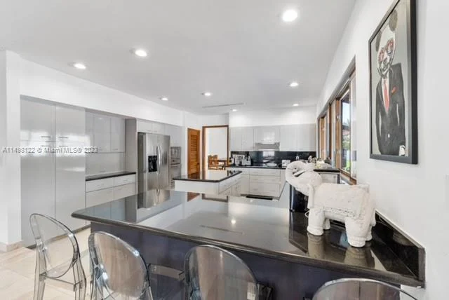 7720 SW 77th Ave, Miami FL 33143