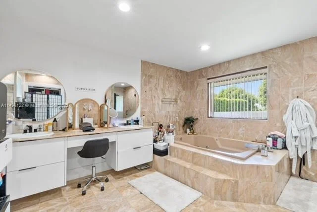 7720 SW 77th Ave, Miami FL 33143