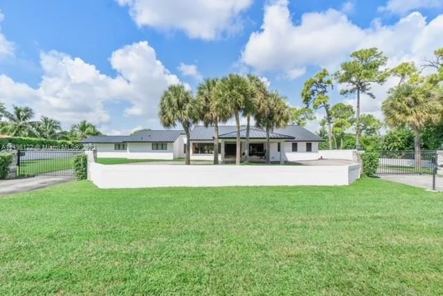 7720 SW 77th Ave, Miami FL 33143