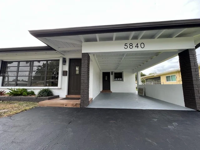 5840 SW 14th St, Plantation FL 33317
