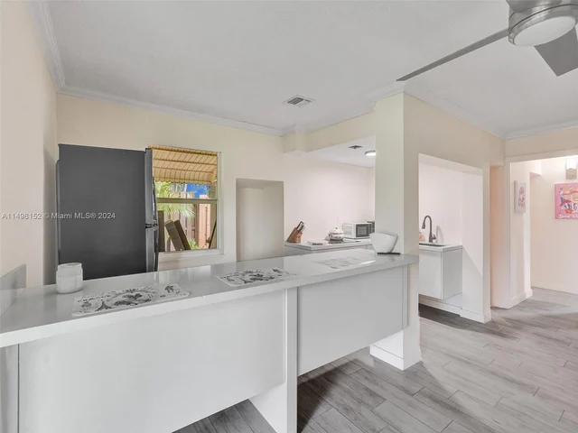 1664 SW 28th Ave, Fort Lauderdale FL 33312