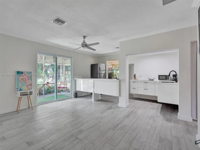 1664 SW 28th Ave, Fort Lauderdale FL 33312