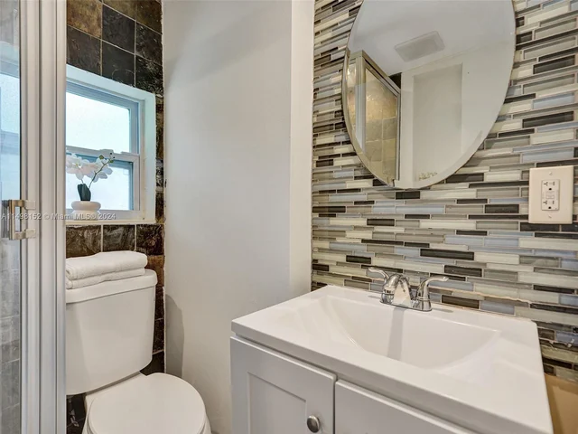 1664 SW 28th Ave, Fort Lauderdale FL 33312