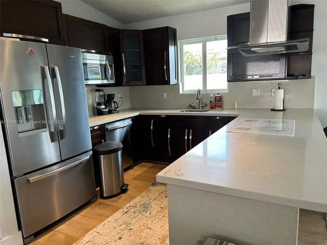 13728 SW 157th Ter, Miami FL 33177