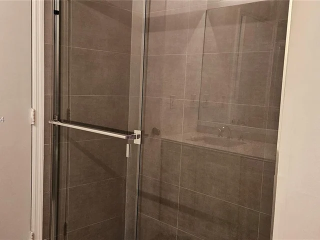 3619 San Simeon Cir, Weston FL 33331