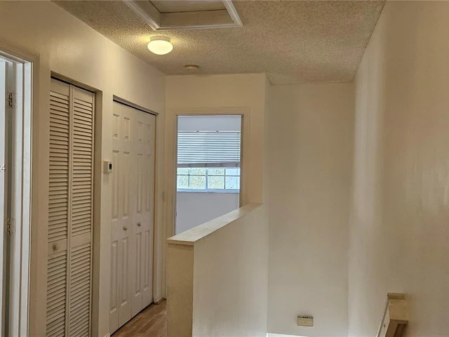 3619 San Simeon Cir, Weston FL 33331