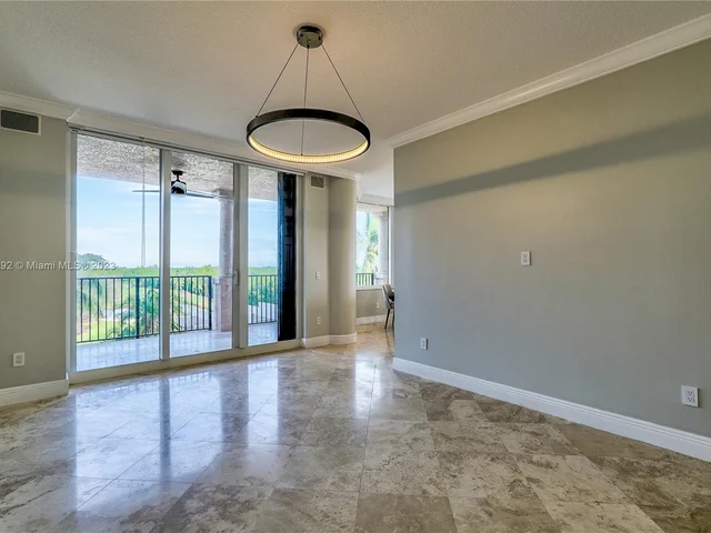 13611 Deering Bay Dr # 301, Coral Gables FL 33158