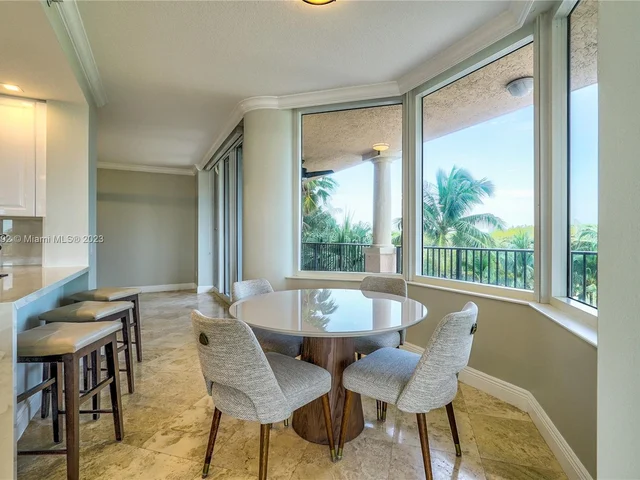 13611 Deering Bay Dr # 301, Coral Gables FL 33158