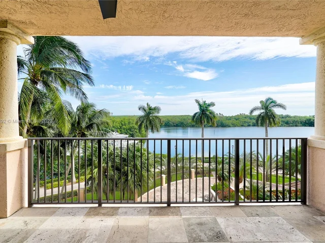 13611 Deering Bay Dr # 301, Coral Gables FL 33158