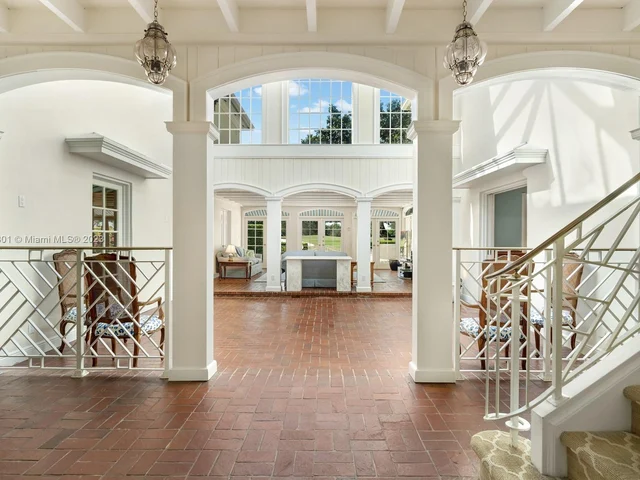 4600 Santa Maria St, Coral Gables FL 33146