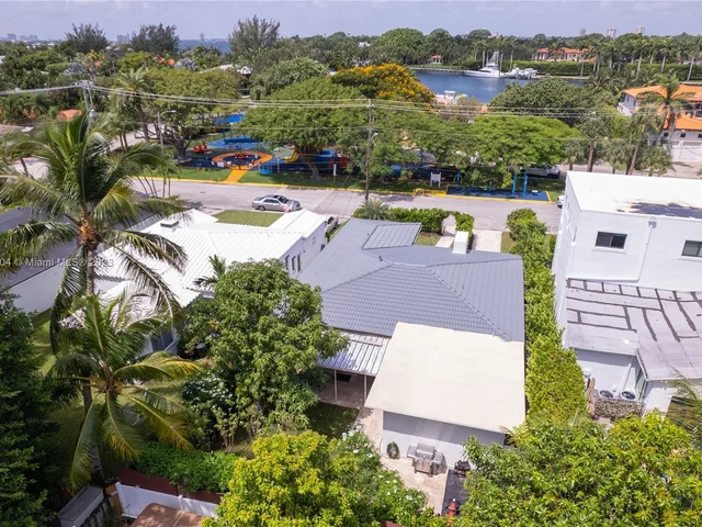 9025 Hawthorne Ave, Surfside FL 33154