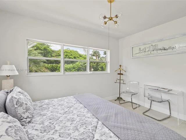 9025 Hawthorne Ave, Surfside FL 33154