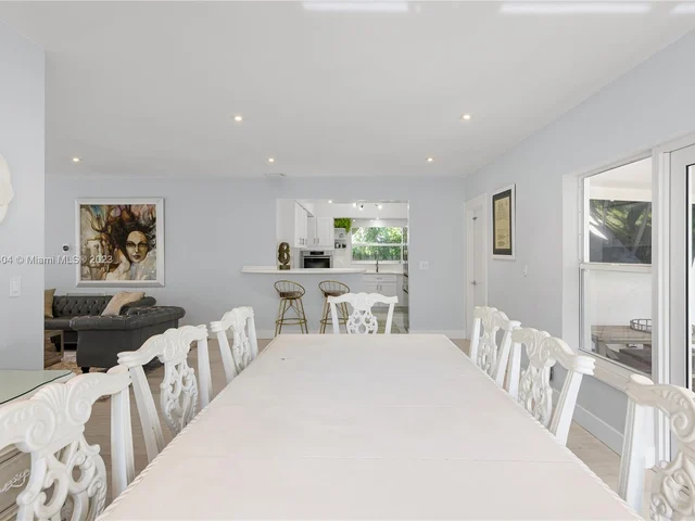 9025 Hawthorne Ave, Surfside FL 33154