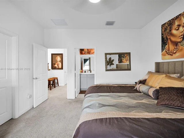 1127 SW 6th Ct # 1127, Florida City FL 33034