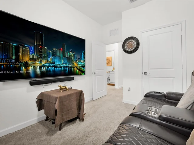 1127 SW 6th Ct # 1127, Florida City FL 33034