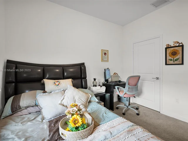 1127 SW 6th Ct # 1127, Florida City FL 33034