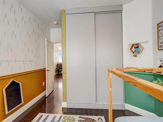 3123 NW 101st Pl, Doral FL 33172