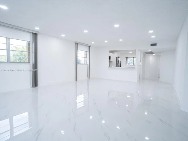 12950 SW 7th Ct # 412A, Pembroke Pines FL 33027