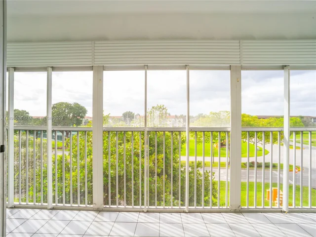 12950 SW 7th Ct # 412A, Pembroke Pines FL 33027