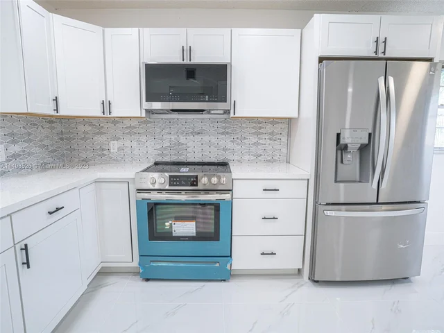 12950 SW 7th Ct # 412A, Pembroke Pines FL 33027